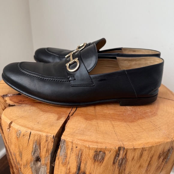 Pre-Loved Ferragamo Men\'s Black Loafers (converts to slip-on) Size 8.5 EE main image 5